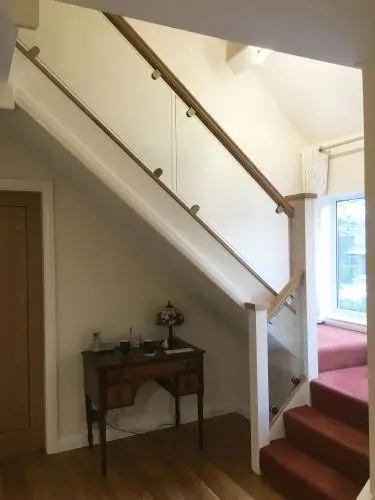 Oak Handrail and Glass Balustrade image