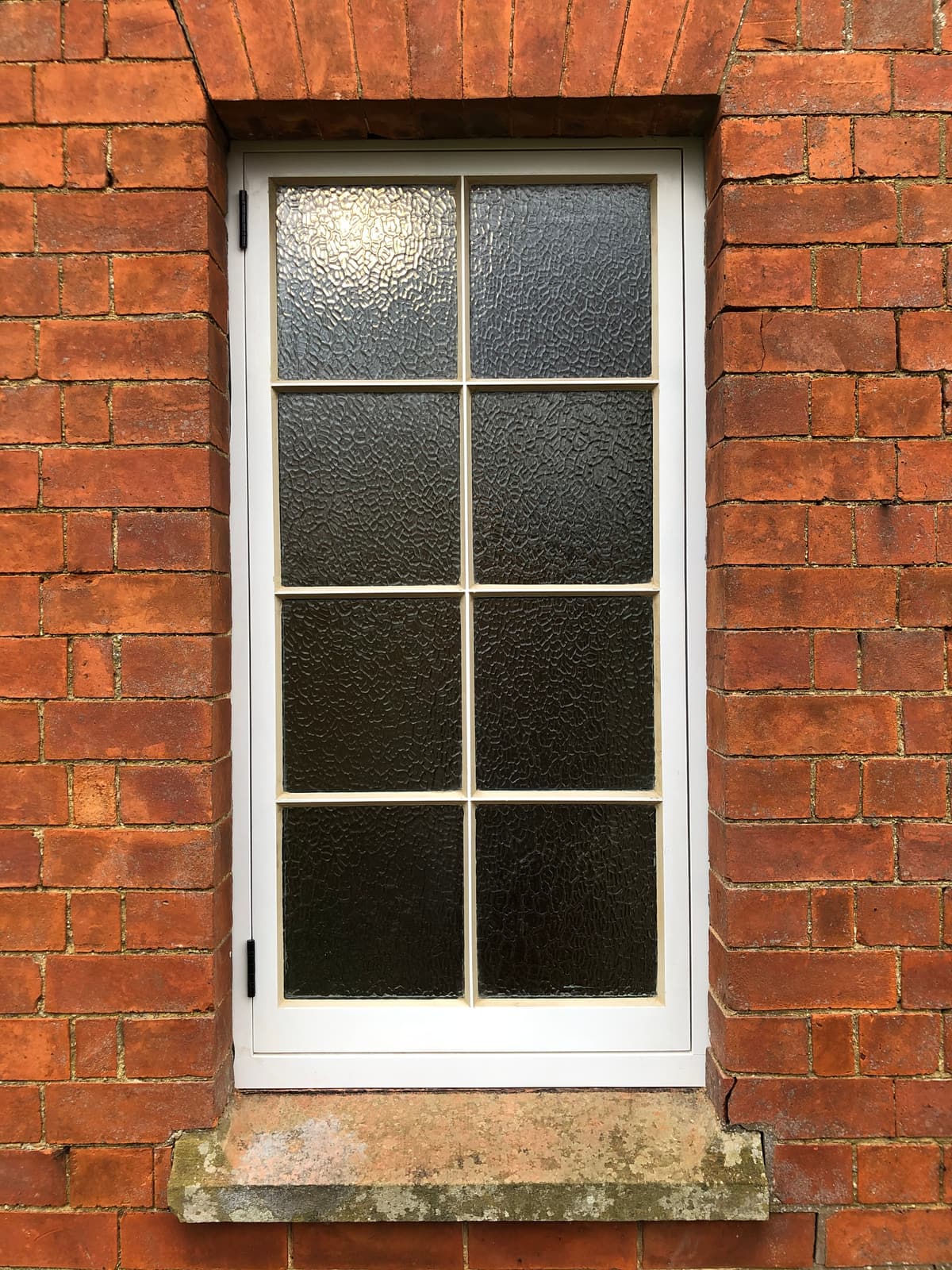 Slimline Double Glazed Units (Arctic Texture) - Puttied
Black Ironmongery
Finished in White Exterior image