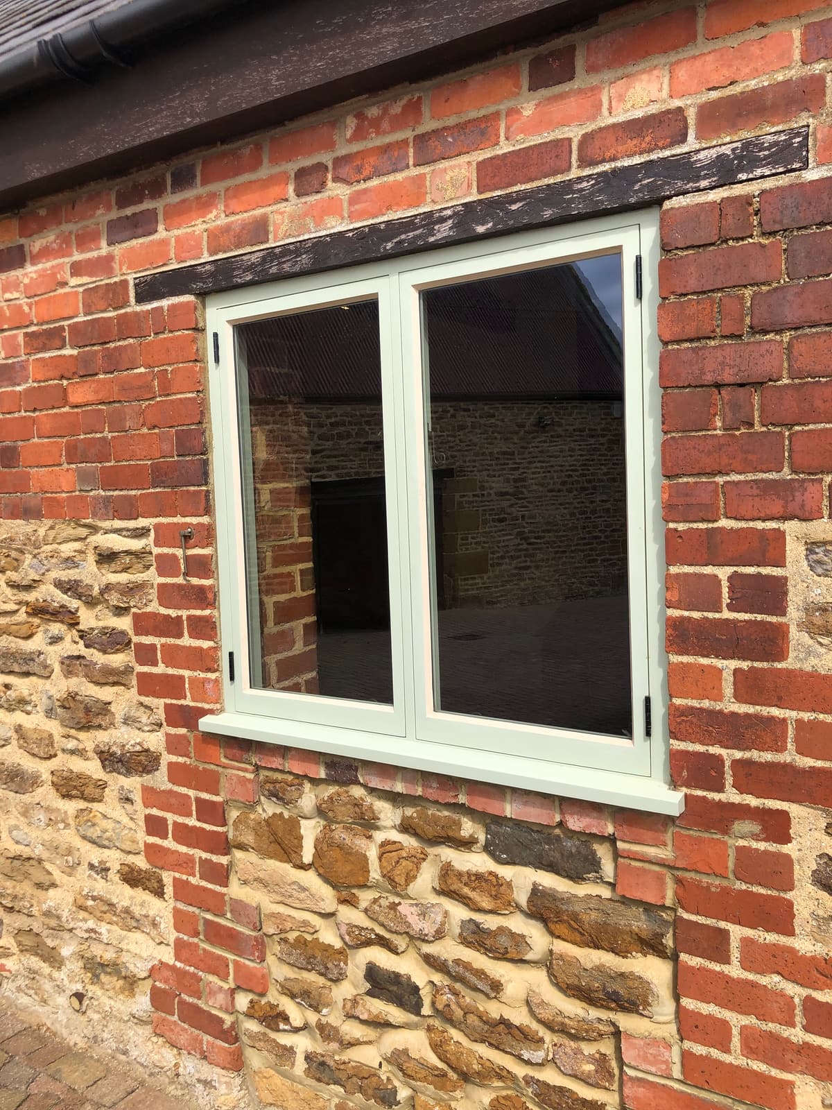 Barn window - 
Manufactured from Accoya
Made to the properties listing specifications.
Finished in Exterior Topcoat.
Heritage Glazed Unites - Traditionally puttied.  image